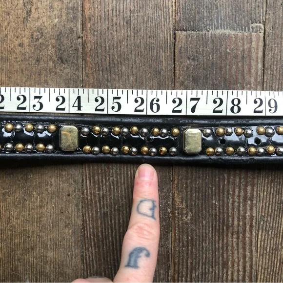 Vintage St. Maarten studded belt - Picture 12 of 12